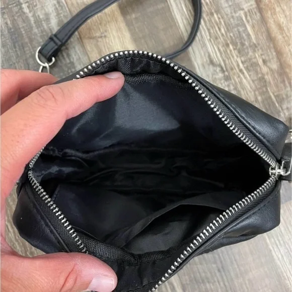 No Brand Crossbody Purse - Picture 3 of 4